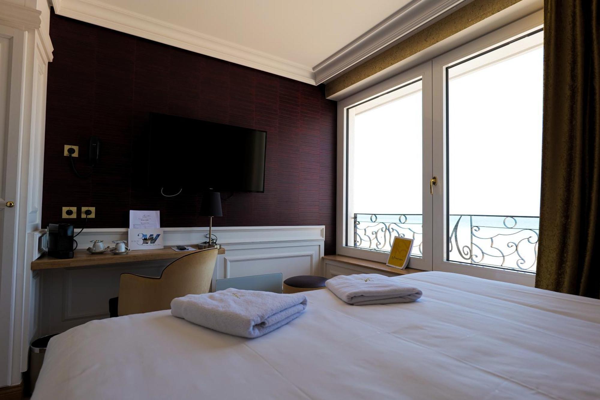 Hotel Merveilleux Cote Mer Dunkirk Ngoại thất bức ảnh