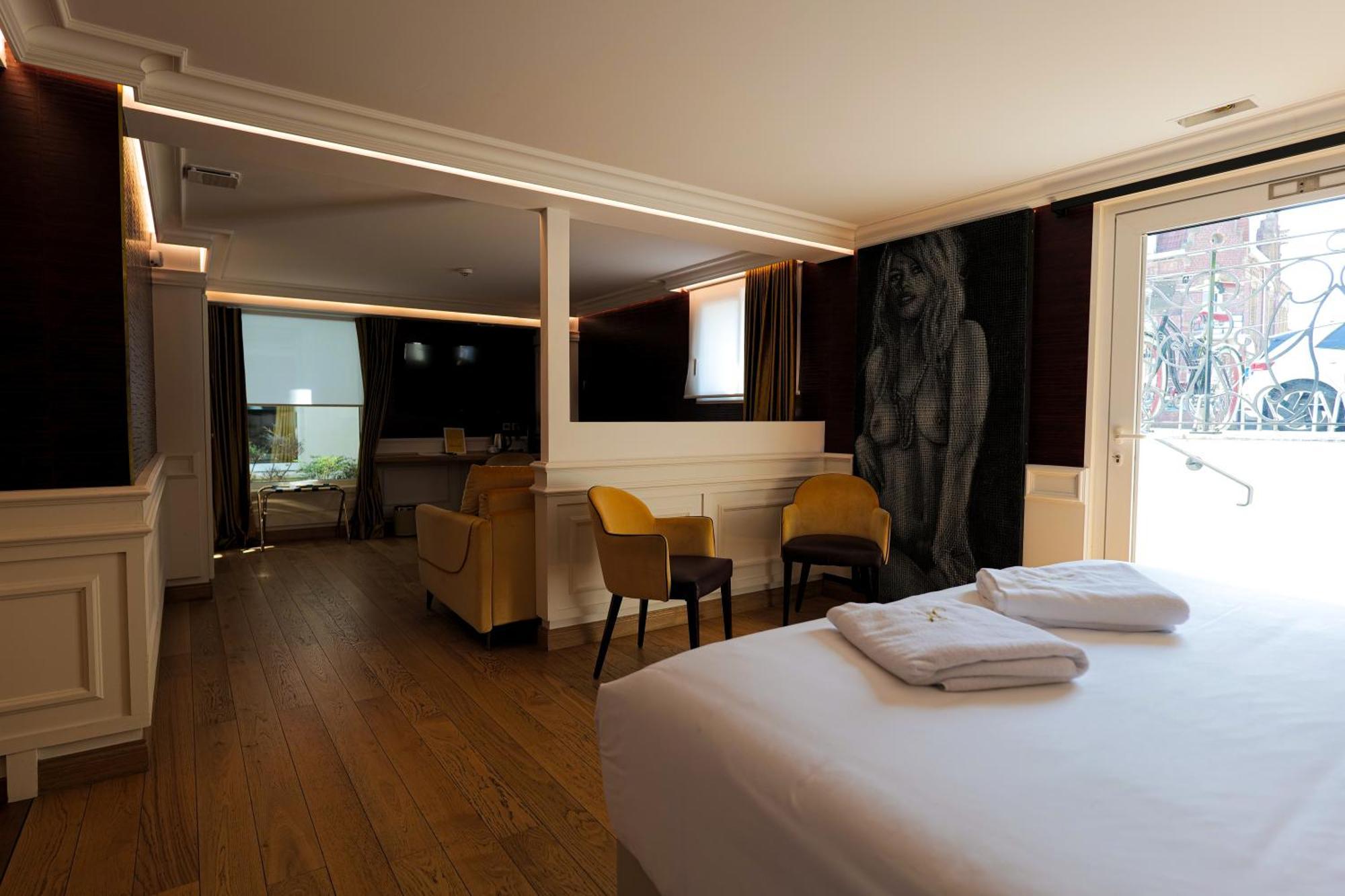 Hotel Merveilleux Cote Mer Dunkirk Ngoại thất bức ảnh